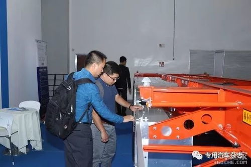 中集車輛燈塔工廠博覽會驚艷亮相，單日斬獲866輛集裝箱訂單